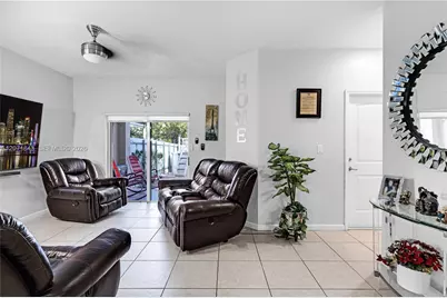 14061 SW 276th St, Homestead, FL 33032 - Photo 6