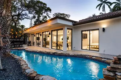 1030 SW 14th Ter, Fort Lauderdale, FL 33312 - Photo 4