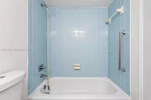 2900 NW 48th Terrace, Lauderdale Lakes, FL 33313 - Photo 24