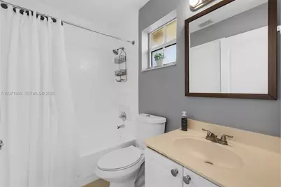 15753 SW 43rd St, Miami, FL 33185 - Photo 24