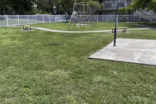 15324 SW 72nd St, Miami, FL 33193 - Photo 18