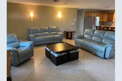 1672 Thumb Point Dr, Fort Pierce, FL 34949 - Photo 10