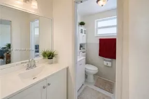 215 SE 3rd Ave, Hallandale Beach, FL 33009 - Photo 10