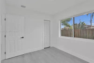 811 Finley Ct, Hollywood, FL 33020 - Photo 18
