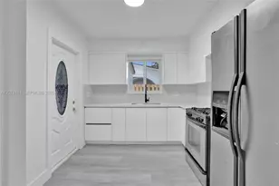811 Finley Ct, Hollywood, FL 33020 - Photo 14