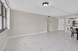 [Address not provided], Hallandale Beach, FL 33009 - Photo 8