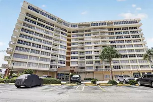 [Address not provided], Hallandale Beach, FL 33009 - Photo 2