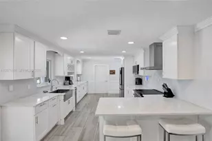 2615 NE 26th St, Fort Lauderdale, FL 33305 - Photo 8