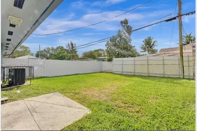 1154 NW 103 Street #1, Miami, FL 33150 - Photo 4