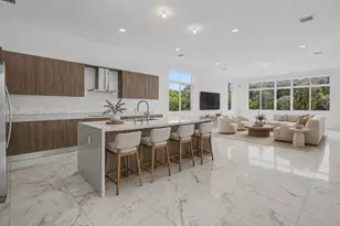 2440 SW 122nd Ter, Davie, FL 33325 - Photo 4