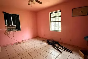 2911 NW 161st St, Miami Gardens, FL 33054 - Photo 8