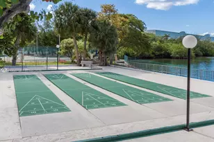 300 Bayview Dr, Sunny Isles Beach, FL 33160 - Photo 30