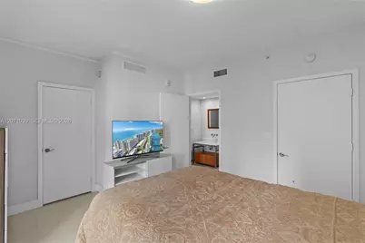 6000 Collins Ave #336, Miami Beach, FL 33140 - Photo 40