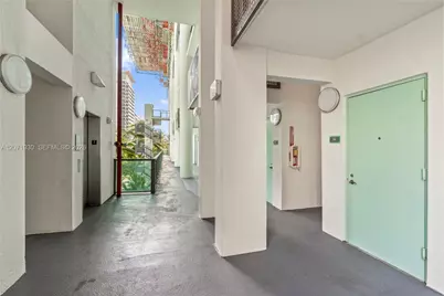 6000 Collins Ave #336, Miami Beach, FL 33140 - Photo 6