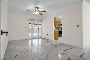 9031 SW 11th St, Miami, FL 33174 - Photo 14