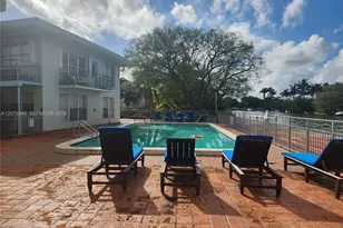 1239 Marseille Dr, Miami Beach, FL 33141 - Photo 2