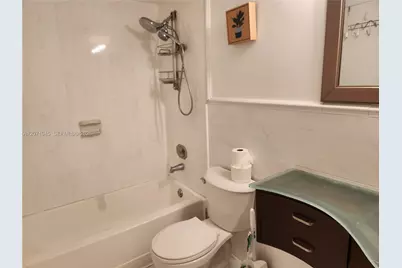 7601 E Treasure Dr #1501, North Bay Village, FL 33141 - Photo 8