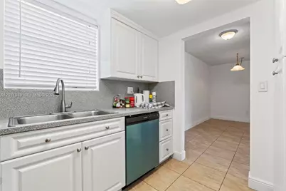 [Address not provided], Miami, FL 33172 - Photo 8
