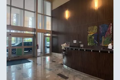 185 SW 7th St #3803, Miami, FL 33130 - Photo 2
