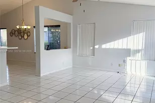 4340 Pine Ridge Ct, Weston, FL 33331 - Photo 4