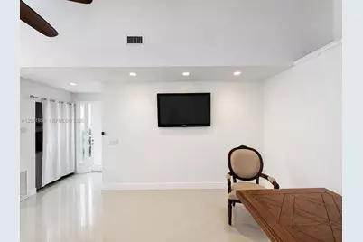 8142 Silver Palm Ct #17, Tamarac, FL 33321 - Photo 30