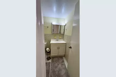 160 NE 203rd Ter #E20, Miami Gardens, FL 33179 - Photo 10