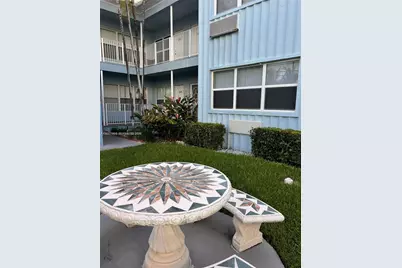 315 Van Buren St #107B, Hollywood, FL 33019 - Photo 6