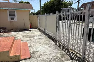 2027 NW 1st Terrace, Miami, FL 33125 - Photo 2