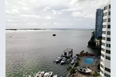 801 Brickell Bay Dr #1767, Miami, FL 33131 - Photo 2