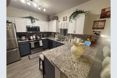 7469 Tam Oshanter Blvd, North Lauderdale, FL 33068 - Photo 20