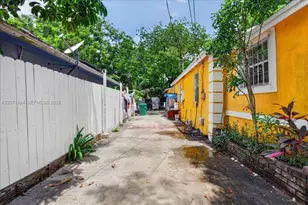 1925 NW 85th St, Miami, FL 33147 - Photo 22