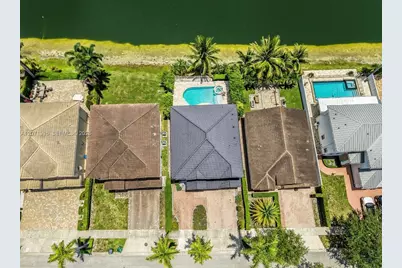 1421 SW 153rd Path, Miami, FL 33194 - Photo 24