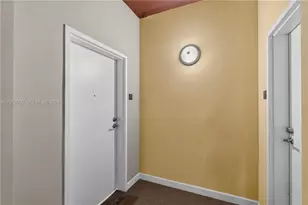 1350 NW 8th Ct, Miami, FL 33136 - Photo 30