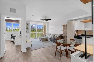 1350 NW 8th Ct, Miami, FL 33136 - Photo 10