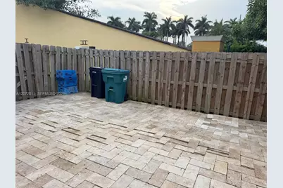 14949 SW 8th Ter #14949, Miami, FL 33194 - Photo 26