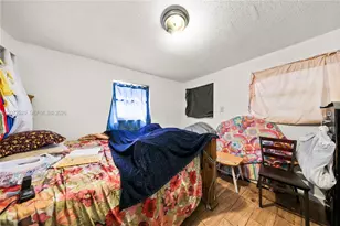 2151 NW 42nd St, Miami, FL 33142 - Photo 14