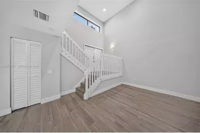 6637 NW 181st Ln, Hialeah, FL 33015 - Photo 32