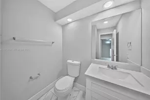 6637 NW 181st Ln, Hialeah, FL 33015 - Photo 28