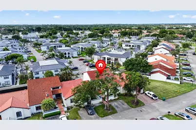 6637 NW 181st Ln, Hialeah, FL 33015 - Photo 42