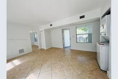 950 Bay Dr #6, Miami Beach, FL 33141 - Photo 4