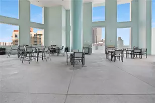 1900 N Bayshore Dr, Miami, FL 33132 - Photo 40