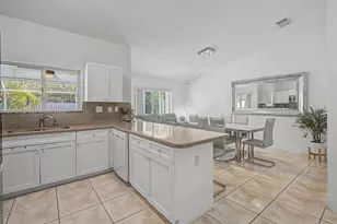 15431 SW 177th Terrace, Miami, FL 33187 - Photo 8