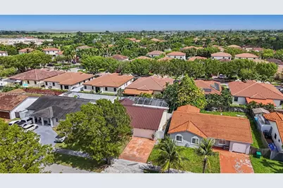 15431 SW 177th Ter, Miami, FL 33187 - Photo 34