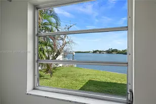 216 SW Cabana Point Cir, Stuart, FL 34994 - Photo 18