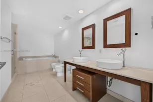 465 Brickell Ave, Miami, FL 33131 - Photo 12