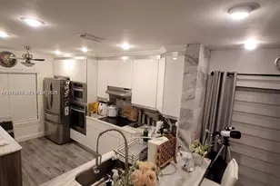 9335 NW 45th St, Sunrise, FL 33351 - Photo 6
