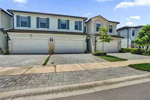2138 S Appleton Cir S, Oakland Park, FL 33309 - Photo 2