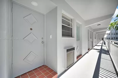 215 SE 3rd Ave #206B, Hallandale Beach, FL 33009 - Photo 2