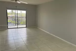 2711 NW 104th Ave, Sunrise, FL 33322 - Photo 8