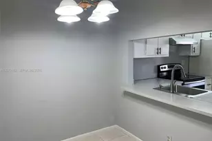 2711 NW 104th Ave, Sunrise, FL 33322 - Photo 6